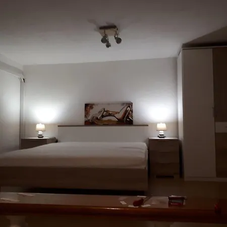 Damir Apartamento