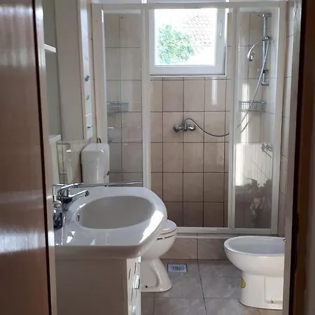 Apartamento Damir Tisno